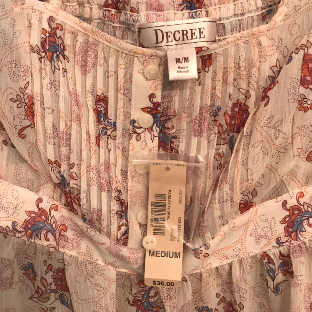 Sheer Floral Blouse - Picture 2 of 2